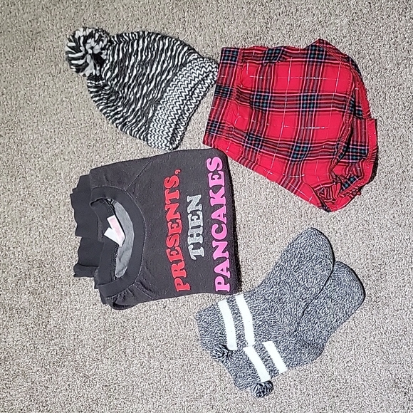 Woman's Holiday Pajama Set - Picture 7 of 7